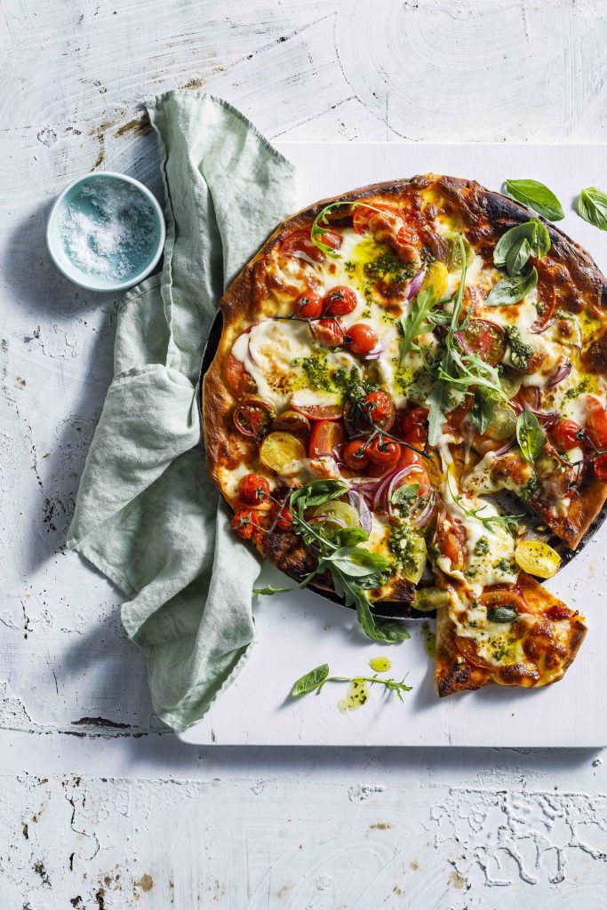 heritage tomato margherita pizza