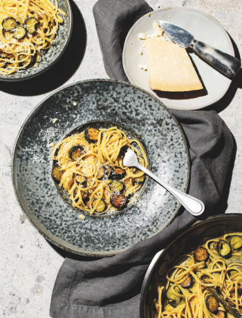 Baby marrow pasta with crispy herbs