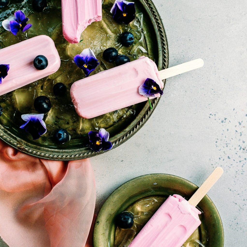 Vegan blueberry ice lollies