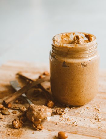 How to make nut butter