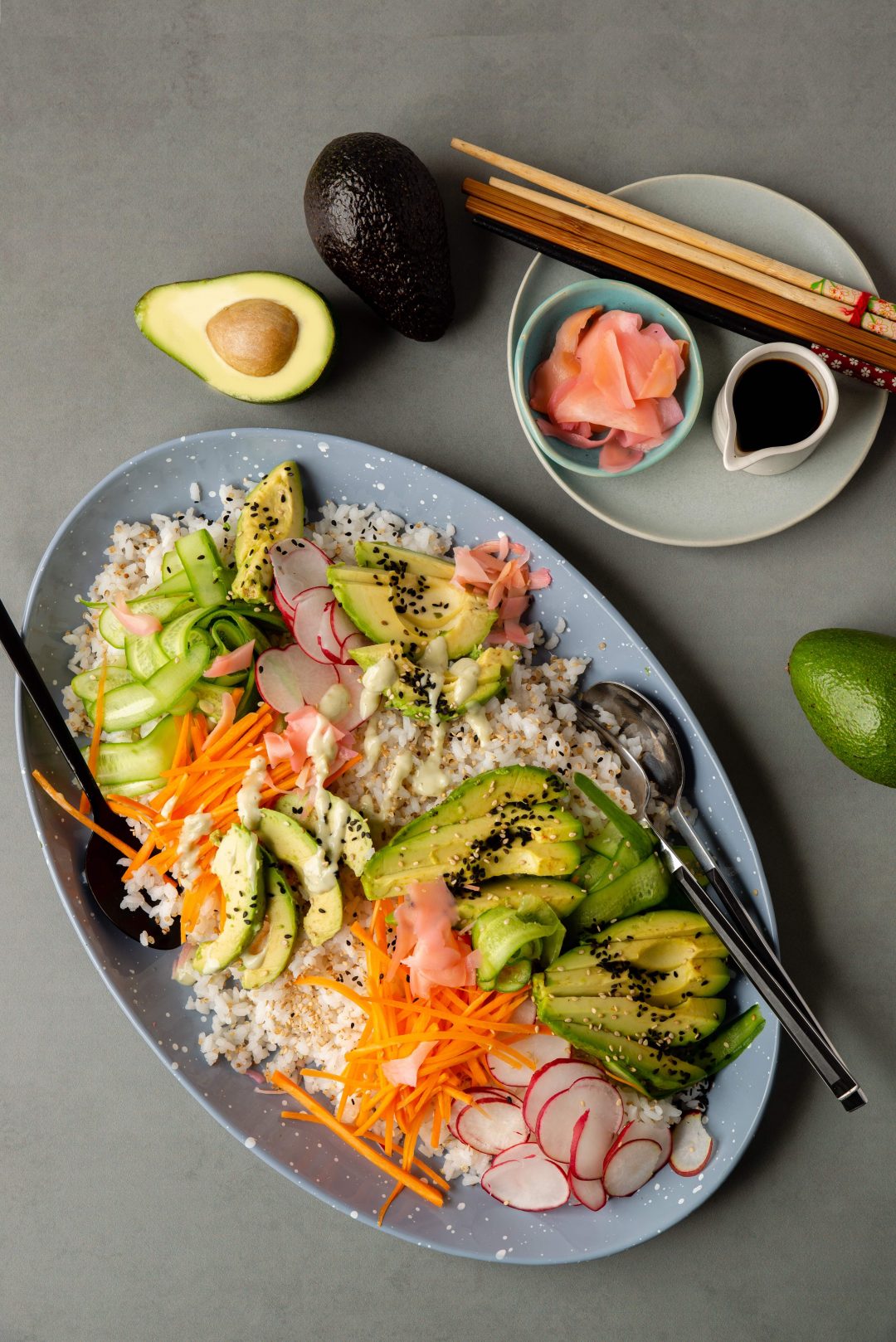 Avocado sushi salad platter Food & Home Magazine