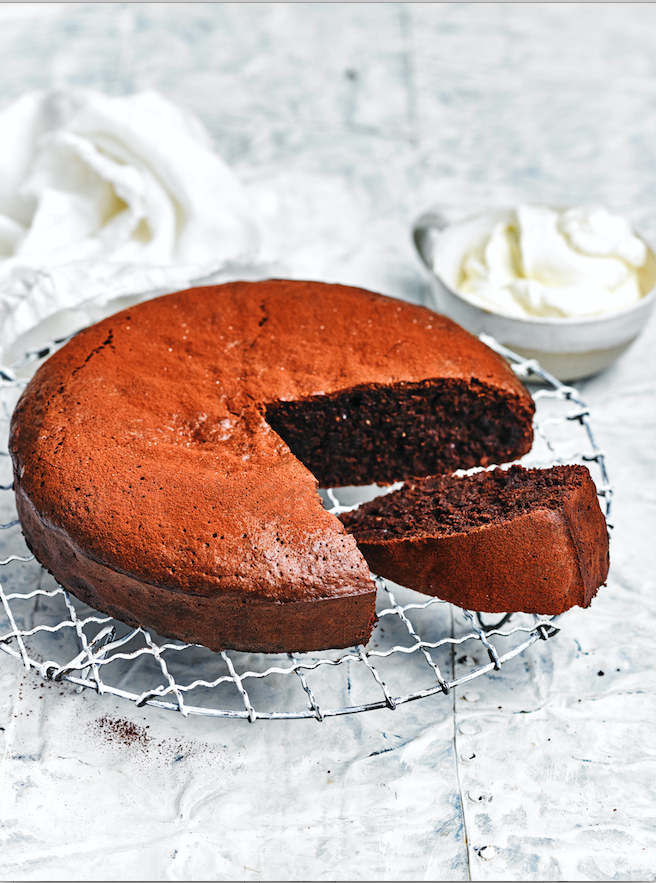 Flourless chocolate cake