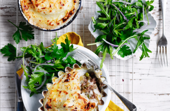 Little cottage pies with cheesy mash