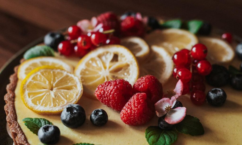 spring lemon tart with berries