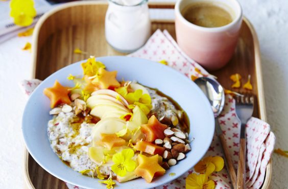 Bircher muesli bowl