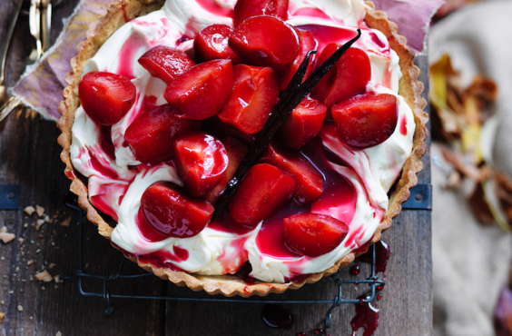 Rooibos poached plum & yoghurt pie