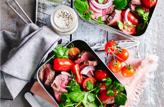 Roast beef & watercress salad greens