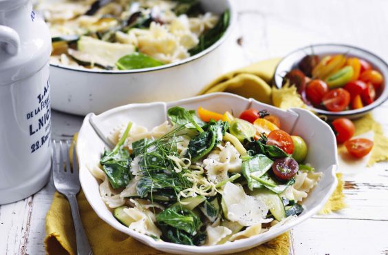 Zucchini, spinach & lemon pasta