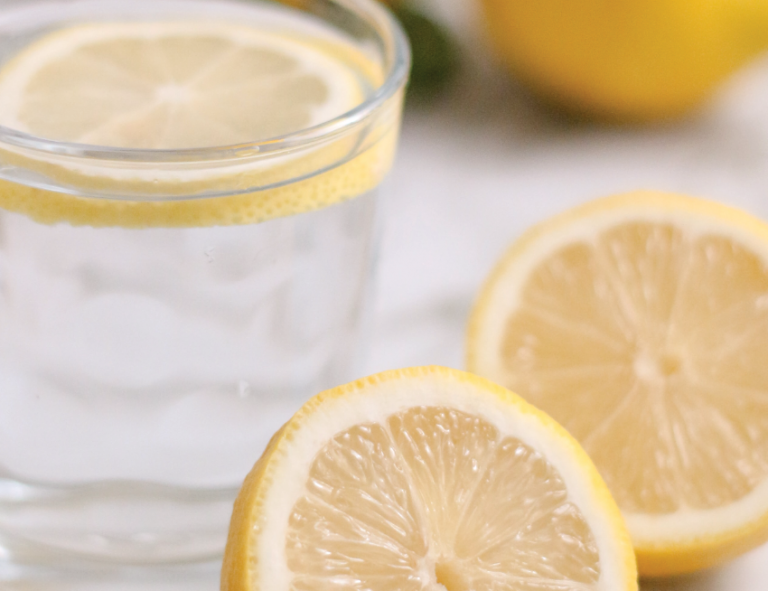 4 Easy ways to make water taste better Food & Home Magazine