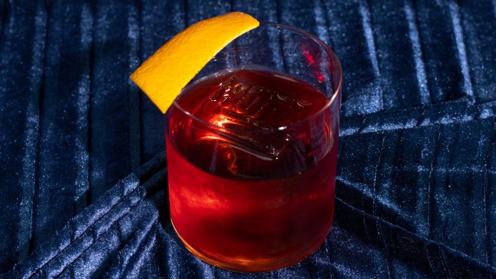 Negroni cocktail