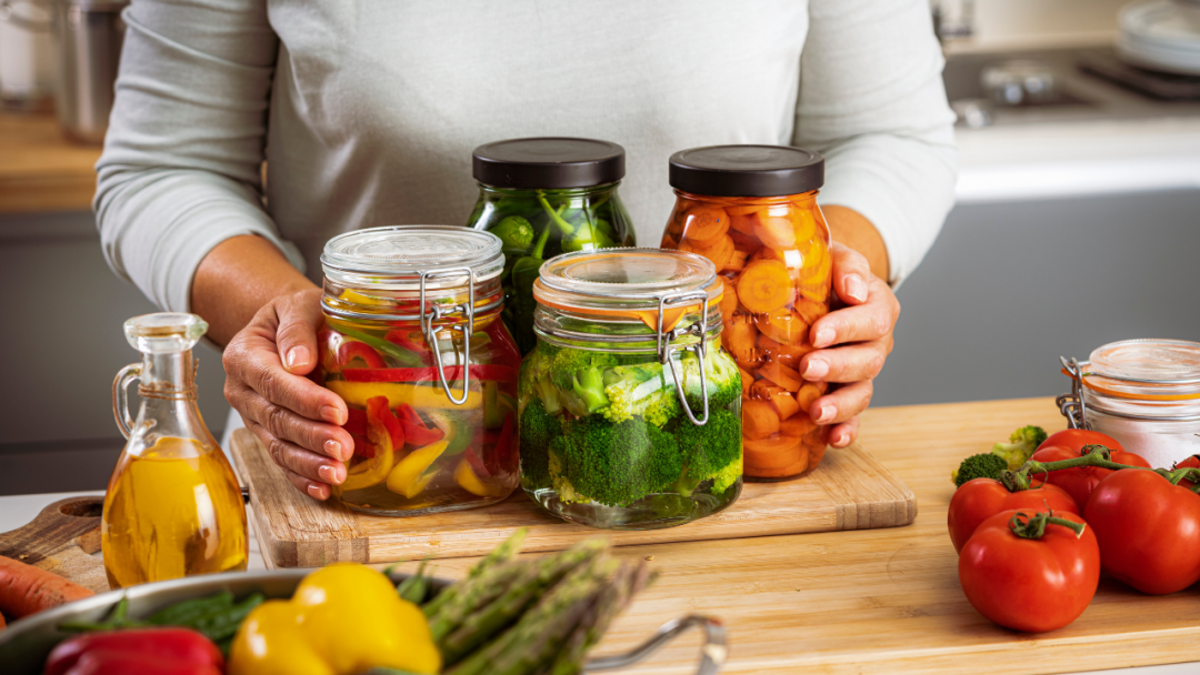 https://www.foodandhome.co.za/wp-content/uploads/2023/05/Fruit-and-veg-in-jars-1080x608.png