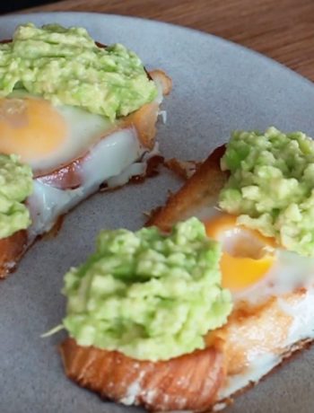 Easy eggs in toast