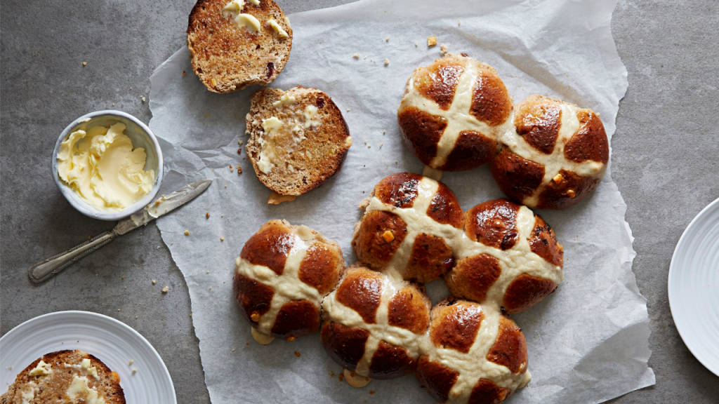 Hot cross buns