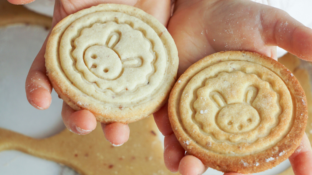 Stamped cookies