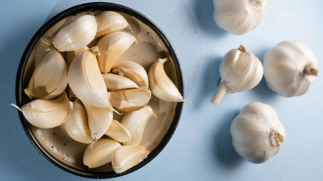5 Benefits of eating garlic on an empty stomach Food & Home Magazine