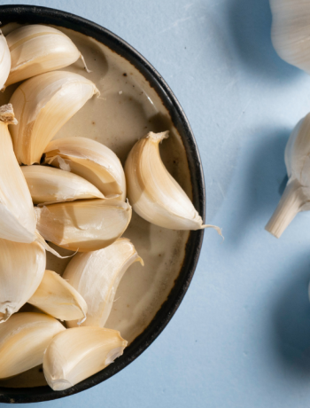 5 Benefits of eating garlic on an empty stomach