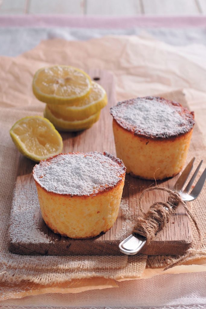 Ricotta and lemon cakes