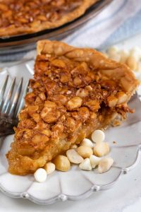 Macadamia nut pie