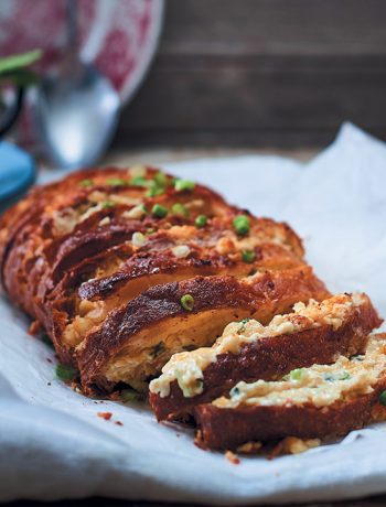 Spring onion and Cheddar stuffed bread