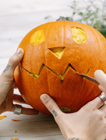 How to carve a pumpkin for halloween