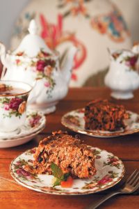 Raw and fresh carrot cake