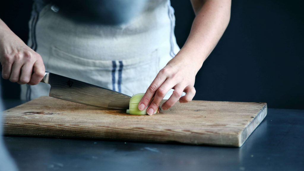 cutting onions (1)