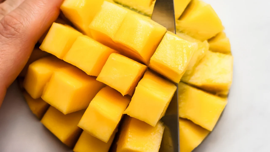 How to cut a mango