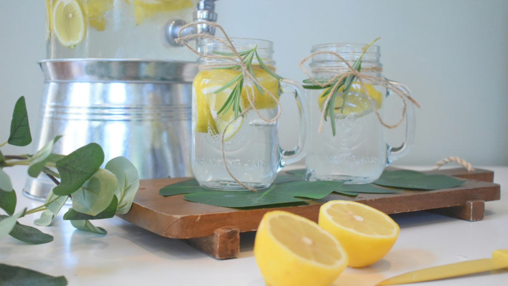 The health benefits of drinking lemon water