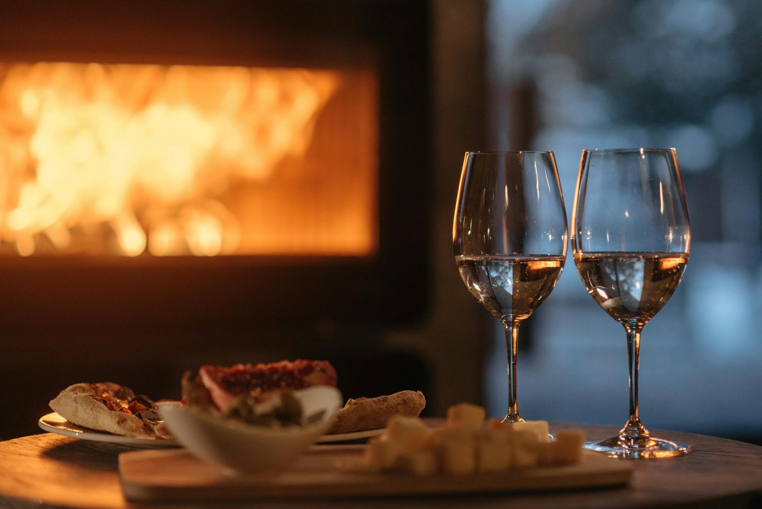 Restaurants with fireplaces for a toasty night out in Johannesburg this Winter Food & Home