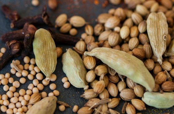 Blooming and toasting spices