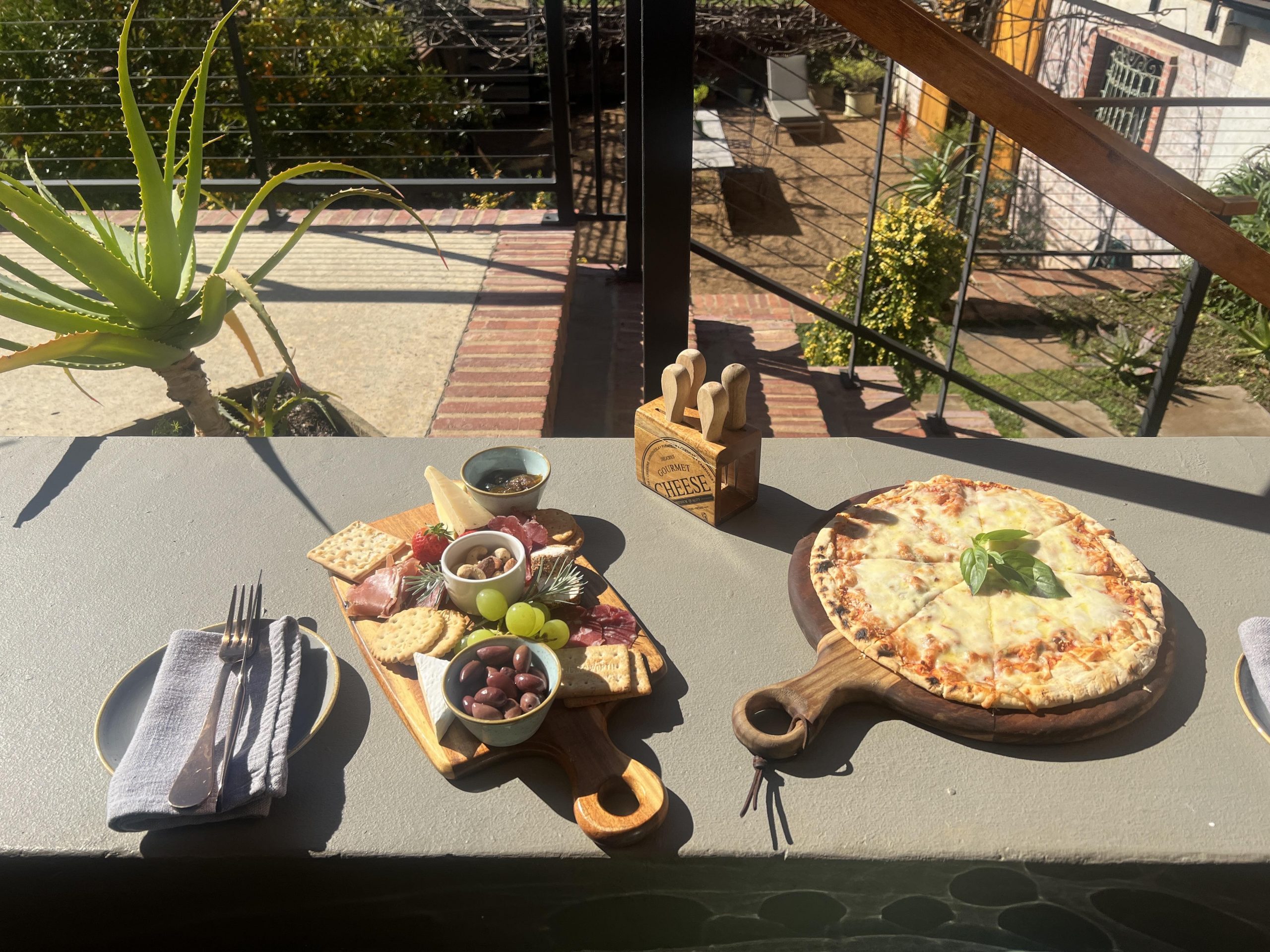 DeZeven Guest House
