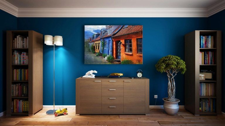 paint colours that shrink your space
