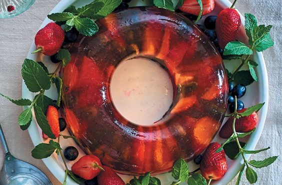 make-ahead festive strawberry and Prosecco jelly