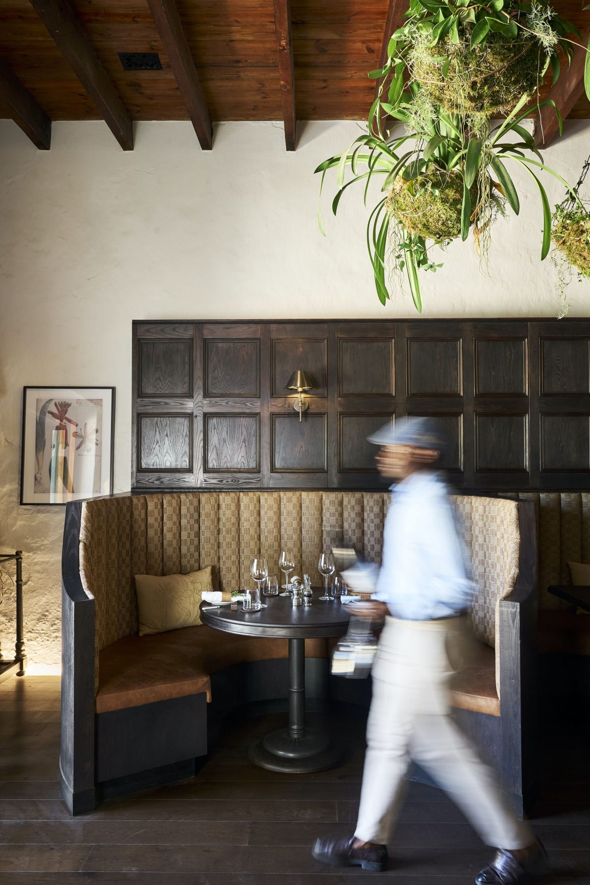 Don’t Let This Slip Through Your Fingers: The Cape Town Dining Experience Everyone’s About to Discover