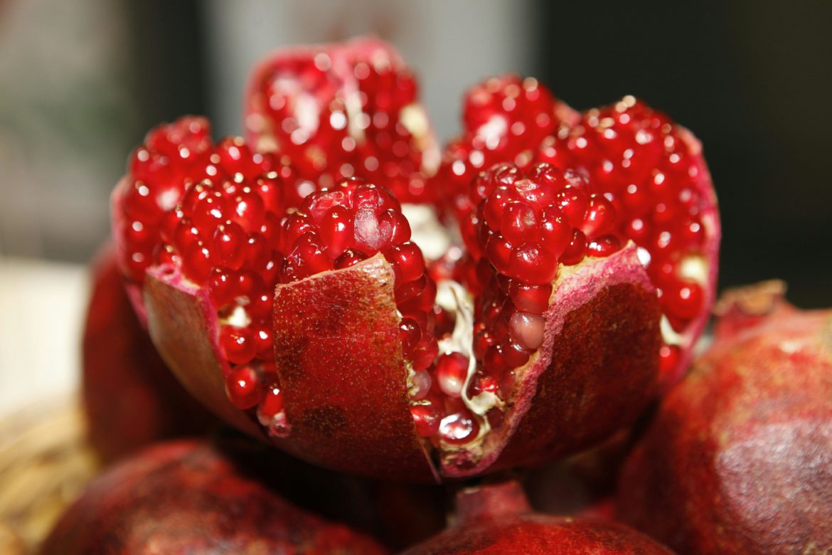 The health benefits of Pomegranates health benefits of pomegranates