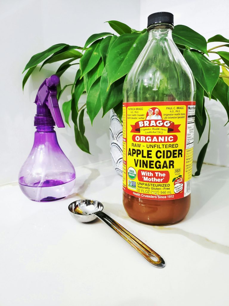 what not to clean with vinegar