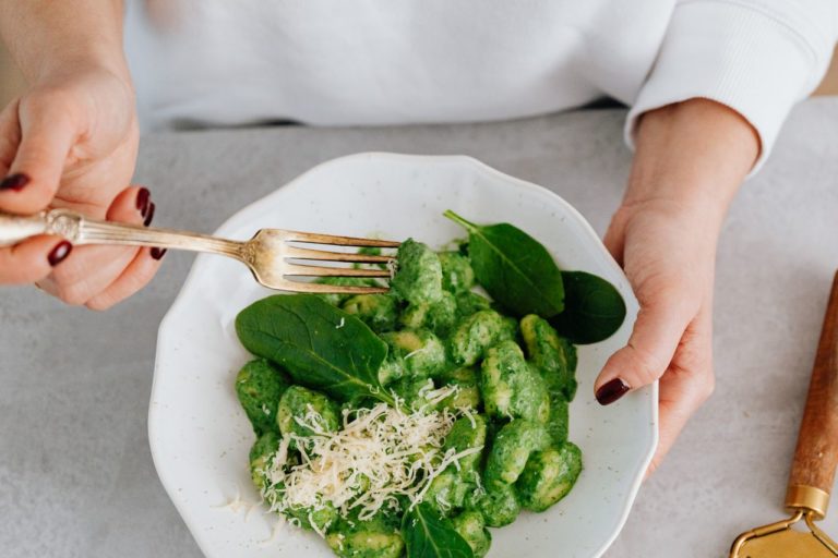 Too much spinach? Here’s how to use every last leaf spinach