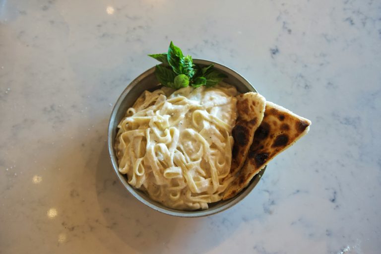 white sauce