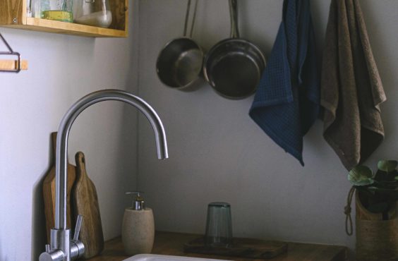 how to clean mould and mildew from your sink