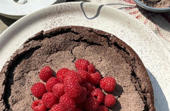 flourless chocolate cake