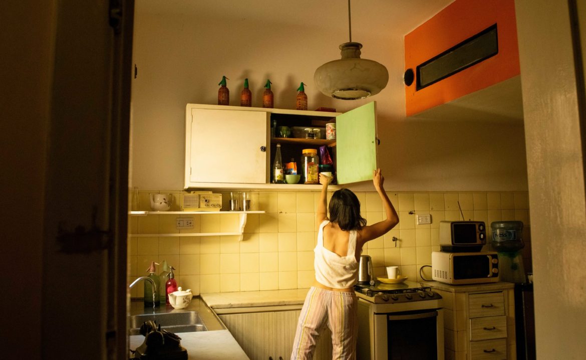 how to get rid of musty smells from cupboards