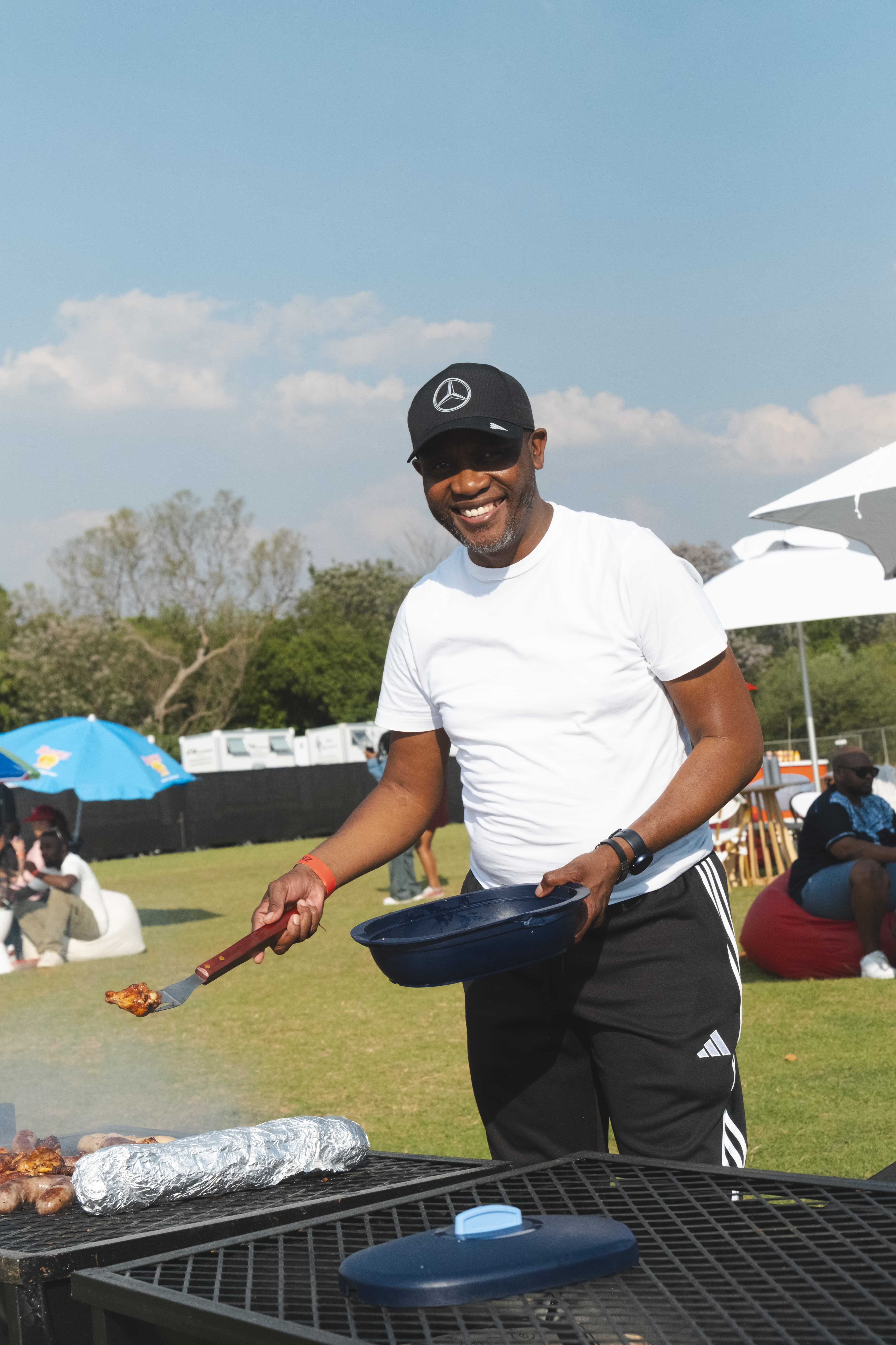 125 braais formed a giant Heinz label as more than 2,000 South Africans celebrated Heritage Day heinz