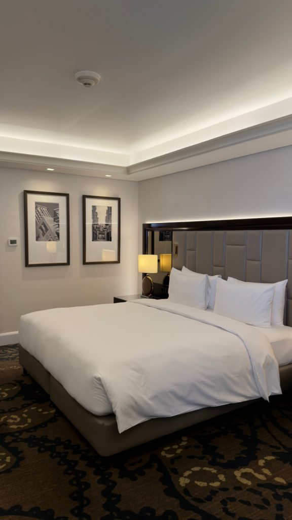 how to style your bedroom like a luxury hotel